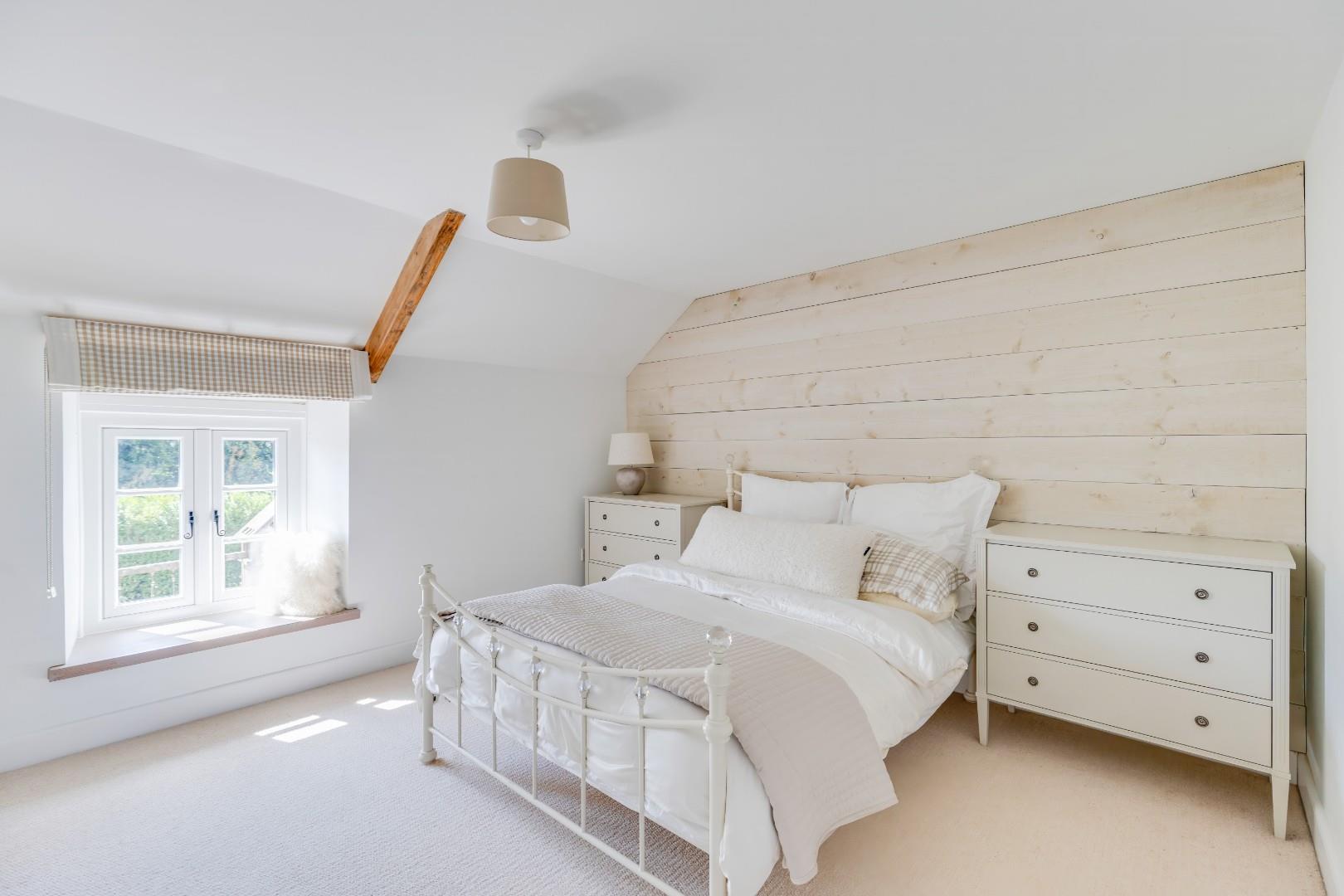 Warren Farm, Pendoylan, Nr Cowbridge, Vale of Glamorgan, CF71 7UJ